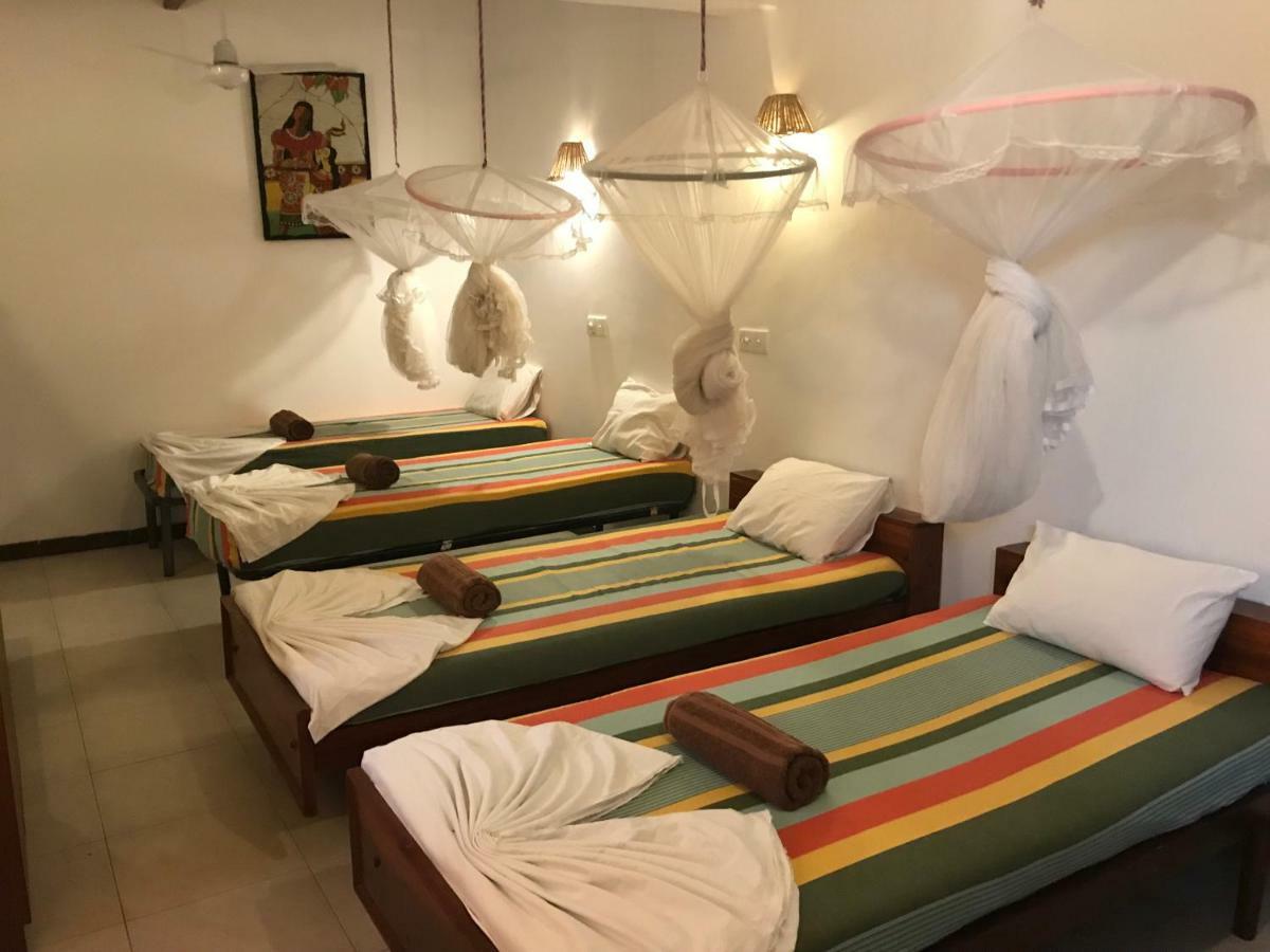 Star Holiday Resort Хиккадува Экстерьер фото